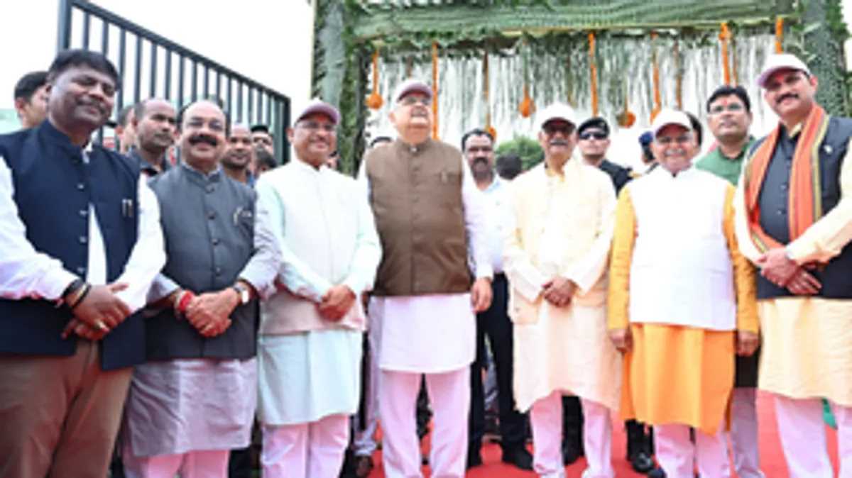 छत्तीसगढ़ विधानसभा परिसर में बनेगा 50 एकड़ का हरित बगीचा, अध्यक्ष रमन सिंह ने किया उद्घाटन छत्तीसगढ़ विधानसभा परिसर में बनेगा 50 एकड़ का हरित बगीचा, अध्यक्ष रमन सिंह ने किया उद्घाटन